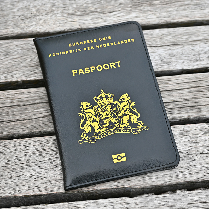 Travel Accessories Essentials - Etui na paszport Holandia, okładka na