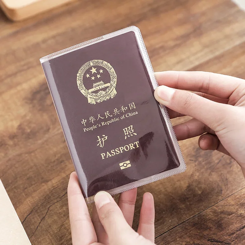 Travel Accessories Essentials - Przezroczysta, matowa, wodoodporna i pyłoszczelna okładka