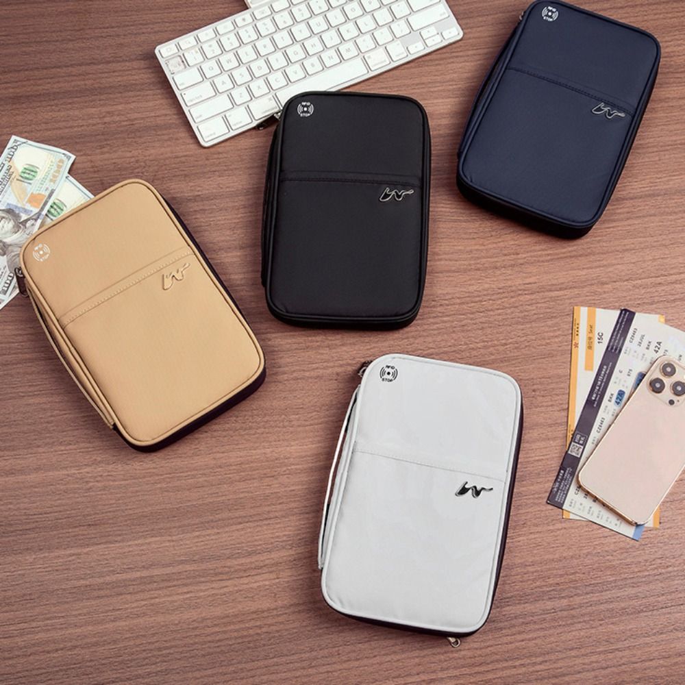 Przenośne poliestrowe etui na  – Travel Z recenzja i cena