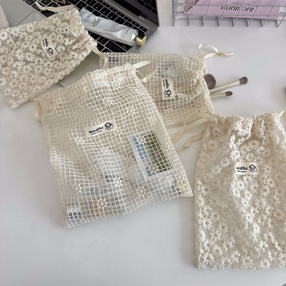 Koronkowa, haftowana siateczko – Travel Accessories recenzja i cena