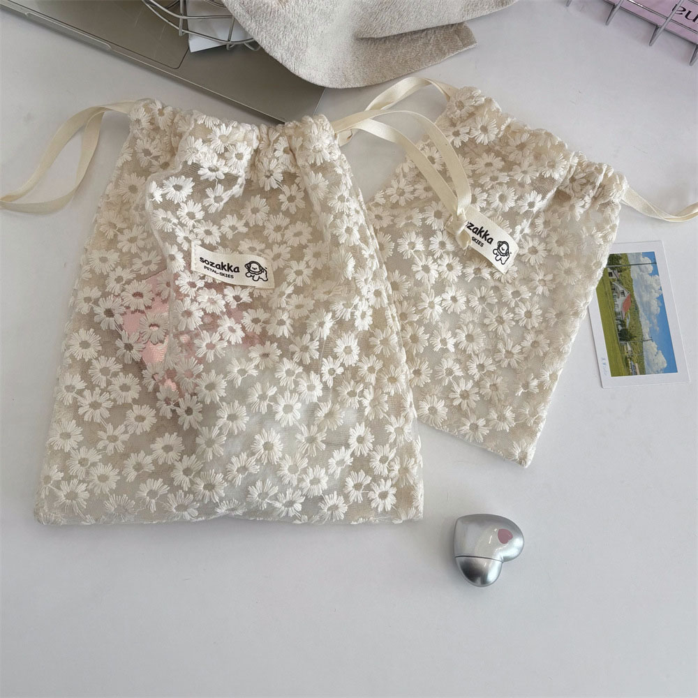 Koronkowa, haftowana siateczko – Travel Accessories recenzja i cena